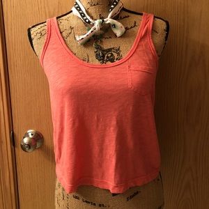 2/13$ American Eagle Outfitters Coral crop top